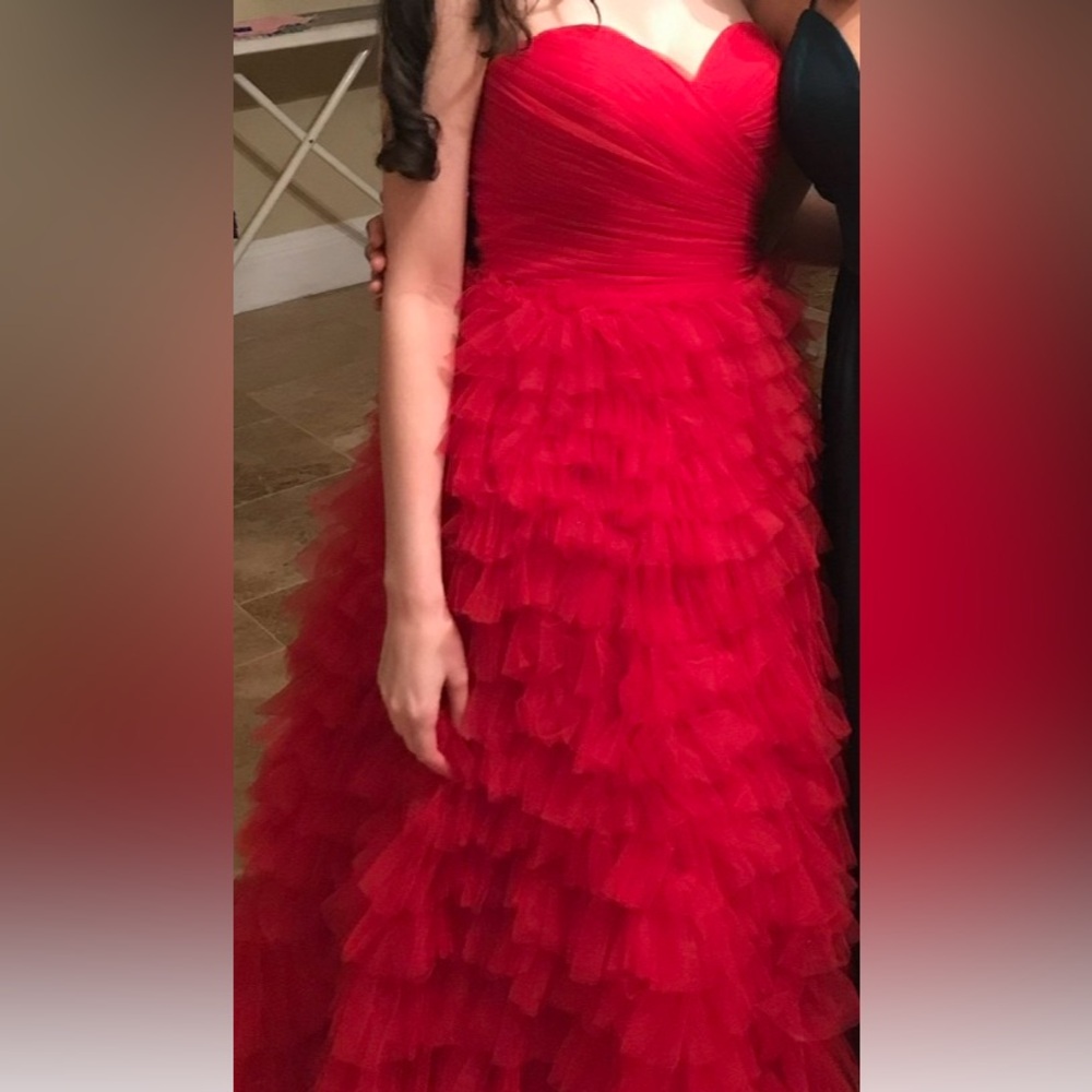Camille la vie prom dress